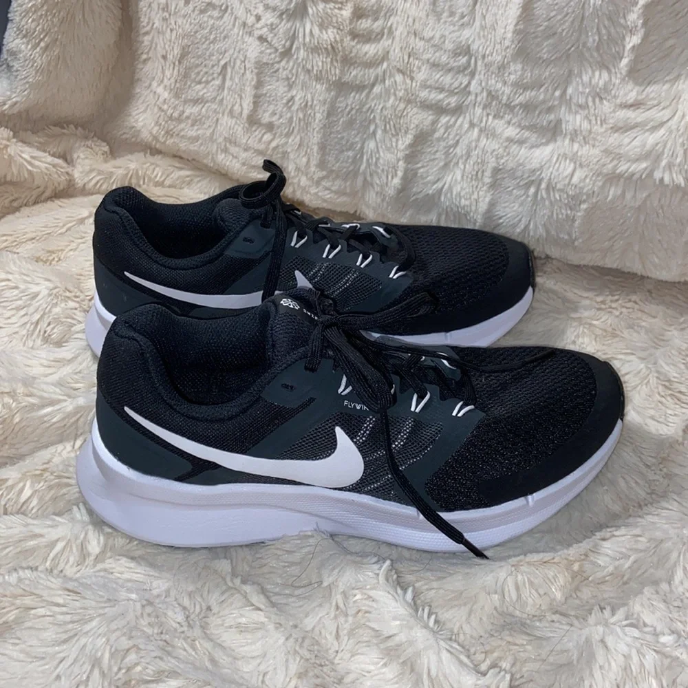 New Nike Run Swift 3 Shoes Black White Running Sports